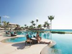 hotel  Secrets Akumal Riviera Maya by AM Resorts
